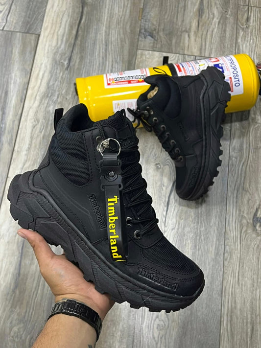 Bota Tim Lineas Caballero